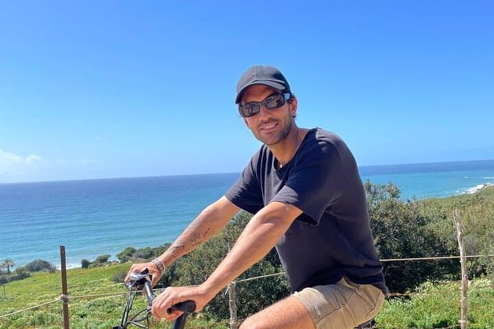 Ride the Strait: E‑Bike the Tarifa Coast & Baelo Claudia Ruins photo 2