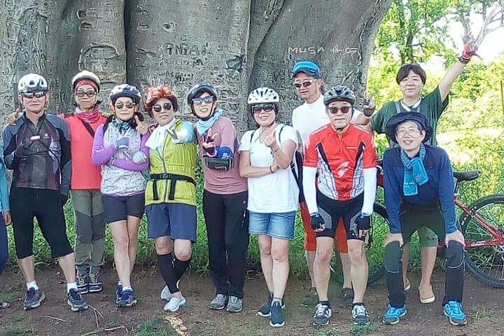 Victoria Falls Biking Tour — Sunset Ride Along the Zambezi & Township Loop photo 2
