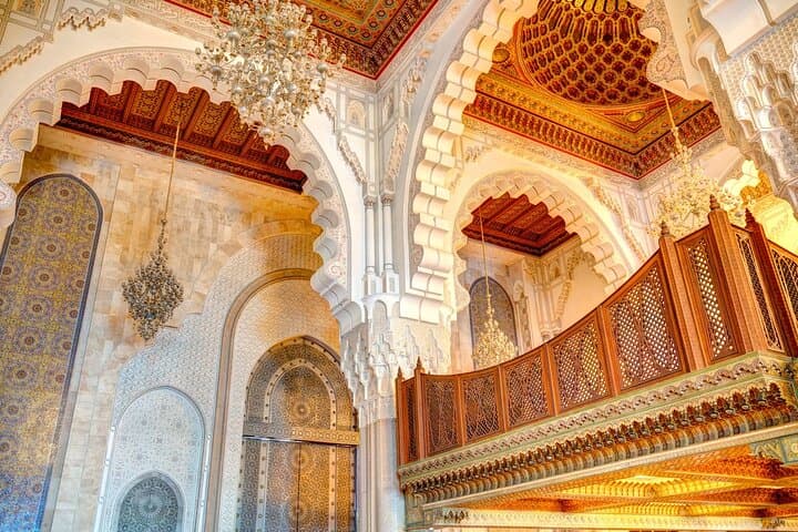 Half-Day Casablanca Highlights: Hassan II Mosque, Medina & Rick's Café photo 3