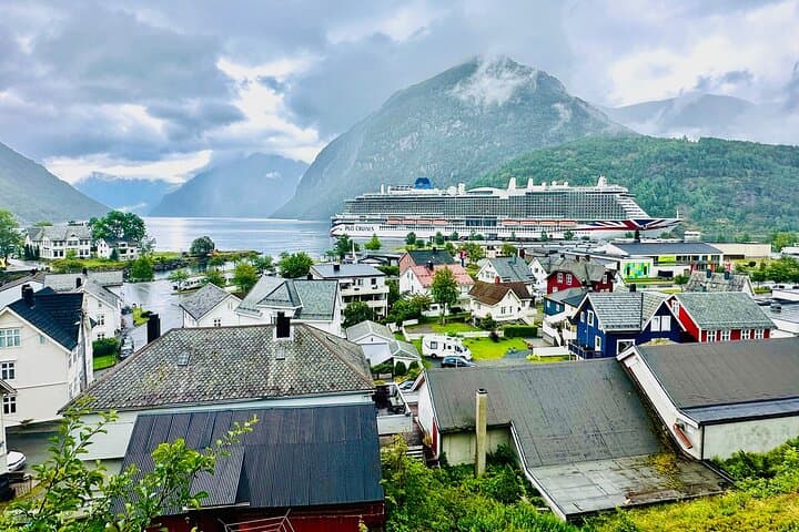 Hellesylt to Trollstigen Private Shore Excursion — Fjords, Waterfalls & Local Flavors photo 3