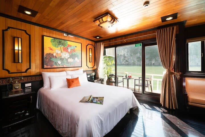 La Stellar 3-Day Halong Bay Cruise from Hanoi: Luxury, Kayaks & Island Beaches photo 5