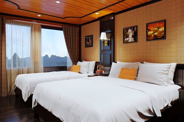 Halong Bay 3-Day Boutique Cruise: Kayaking, Caves & Lan Ha Bay photo 2