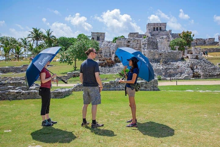 Tulum Combo Tour: Ruins, Cenotes, Yal-Kú Snorkeling and Beachside Lunch photo 4