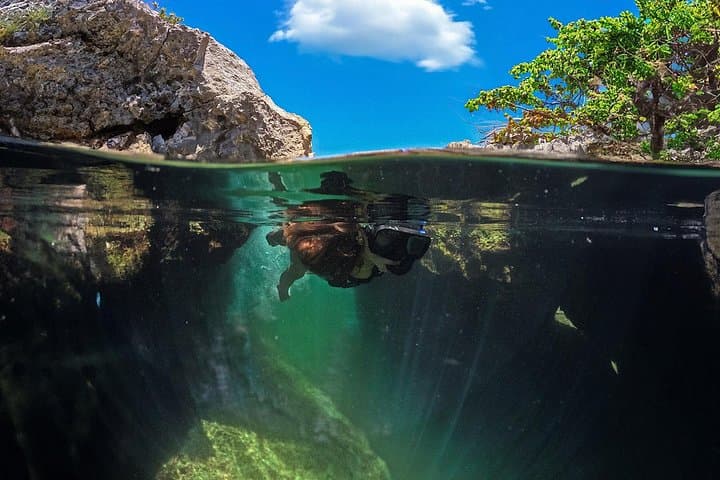 Tulum Combo Tour: Ruins, Cenotes, Yal-Kú Snorkeling and Beachside Lunch photo 2