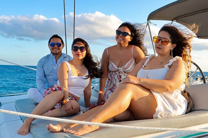 Cancun Luxury Sunset Sailing Cruise: Catamaran, Open Bar & Light Dinner photo 4