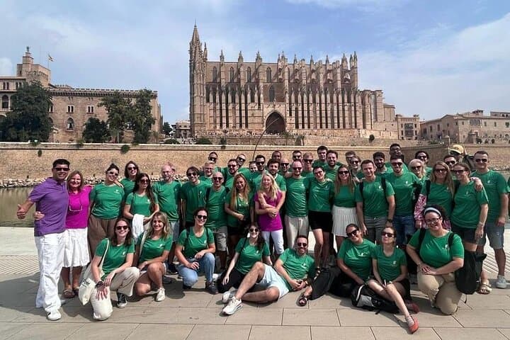 Palma de Mallorca Team-Building Scavenger Hunt: Self-Guided City Adventure
