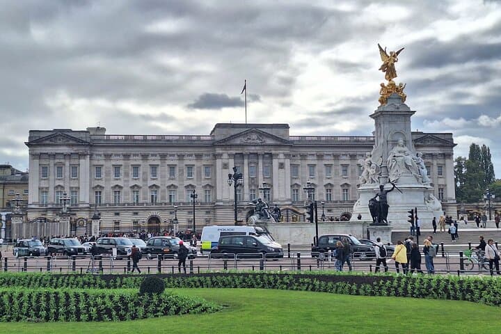Buckingham Palace to Big Ben: 2-Hour London Walking Tour