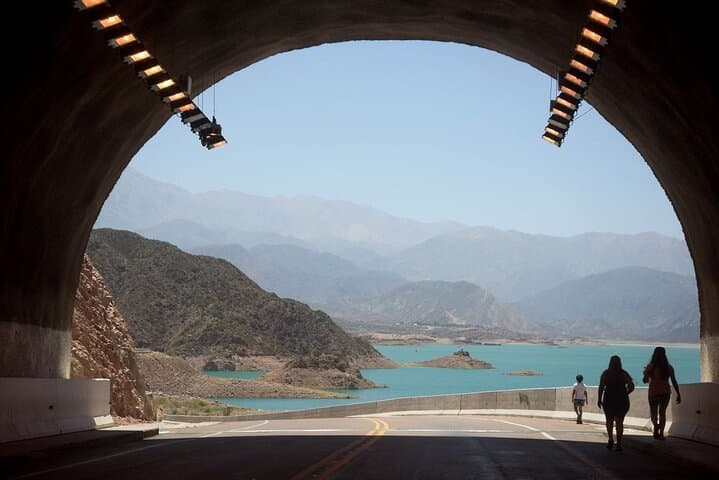 Mendoza Essentials: 5-Day Wine, Hot Springs & Uco Valley Adventure