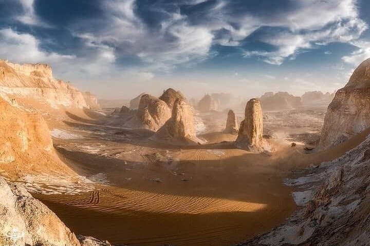 White Desert & Bahariya Oasis: 2-Day Private Bedouin Camping Adventure photo 3