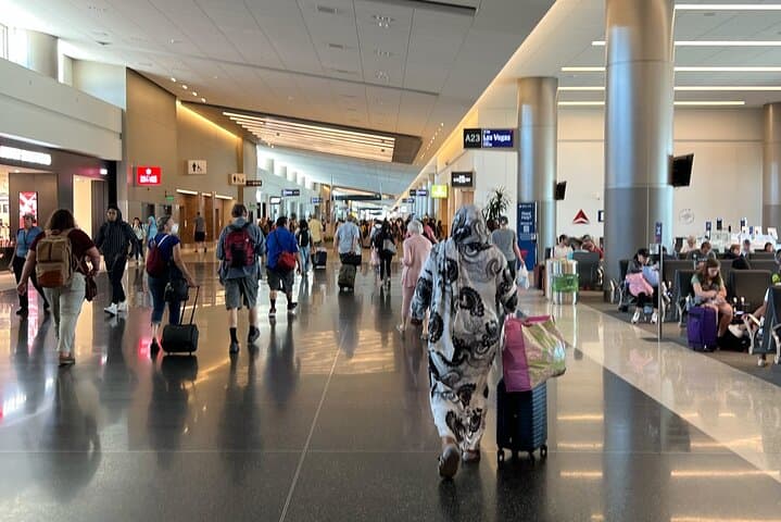 Private Salt Lake City Airport Transfer to Downtown Hotels — Fast, Reliable Ride photo 5