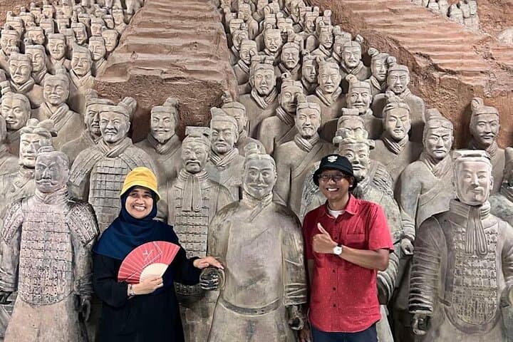 2-Day Xi'an Private Tour from Chengdu by Bullet Train — Terracotta Warriors & City Wall photo 3