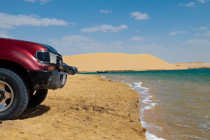 Fayoum Oasis Safari: Valley of the Whales, Magic Lake & Sandboarding photo 2
