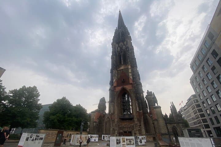 Escape the City: Private Self-Guided Hamburg Walking Tour with Puzzles photo 5