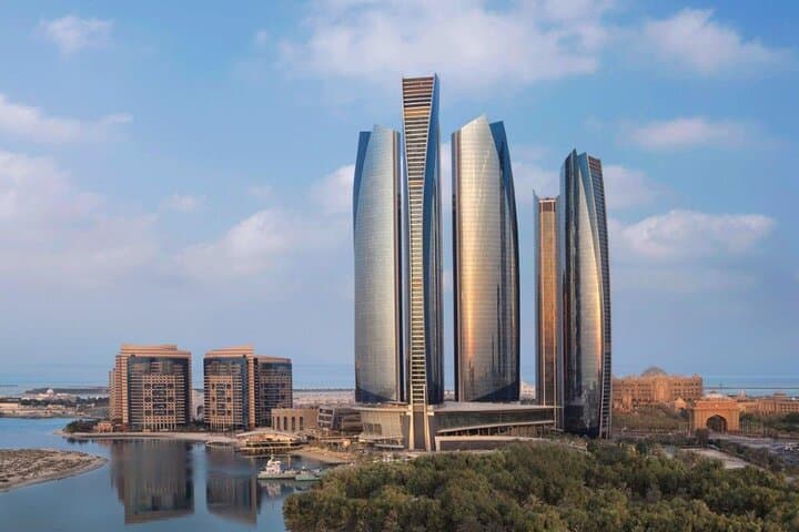 Abu Dhabi Full-Day from Dubai: Sheikh Zayed Mosque, Louvre & Corniche Highlights photo 3