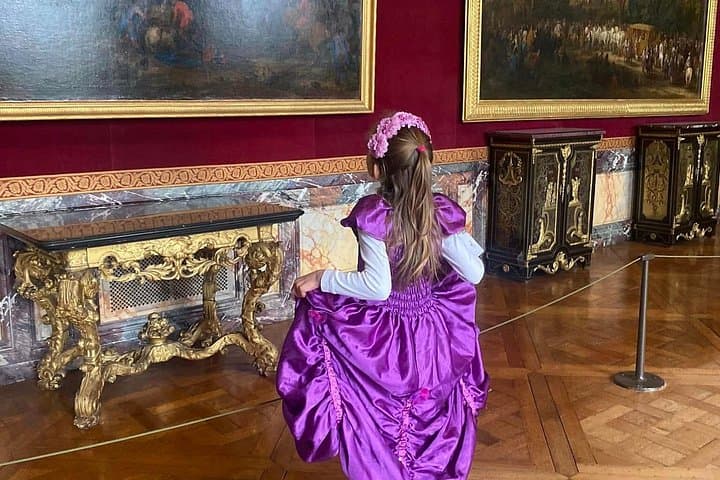 Paris Private Kids Tour: Interactive Monument Hunts, Tastings & Secret Gardens photo 3