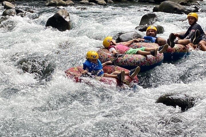Private Rio Celeste Tubing & Sloth Viewing Tour from Liberia photo 2
