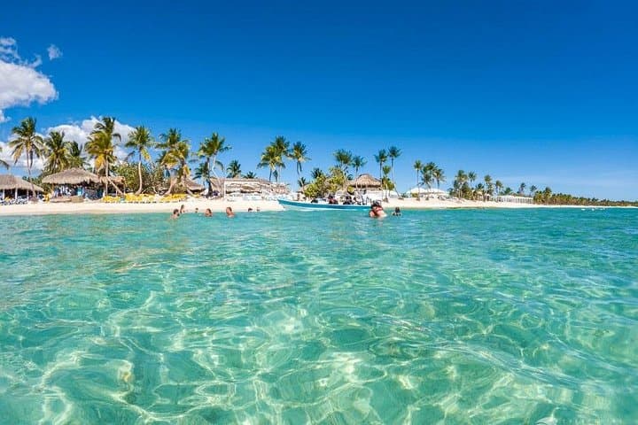 Catalina Island Snorkel & Beach Day — Dominican Lunch Included photo 1