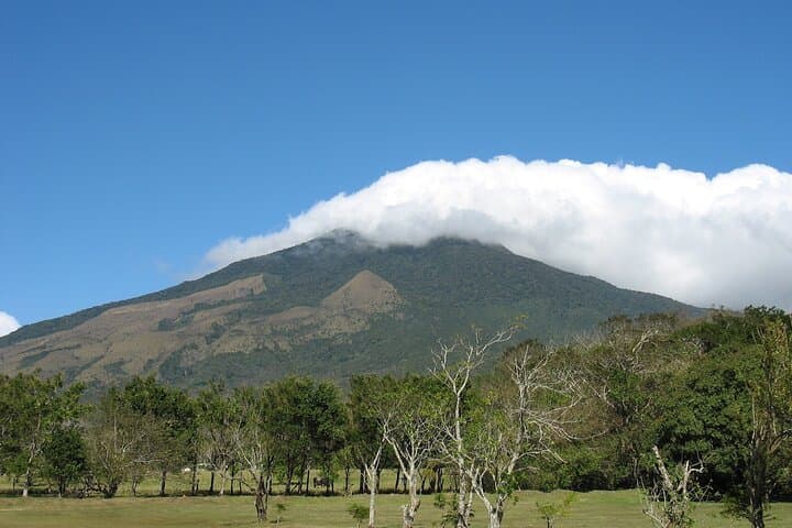 Hot Springs & Llanos de Cortés: Volcano, Waterfalls & Mud Baths from Liberia photo 5