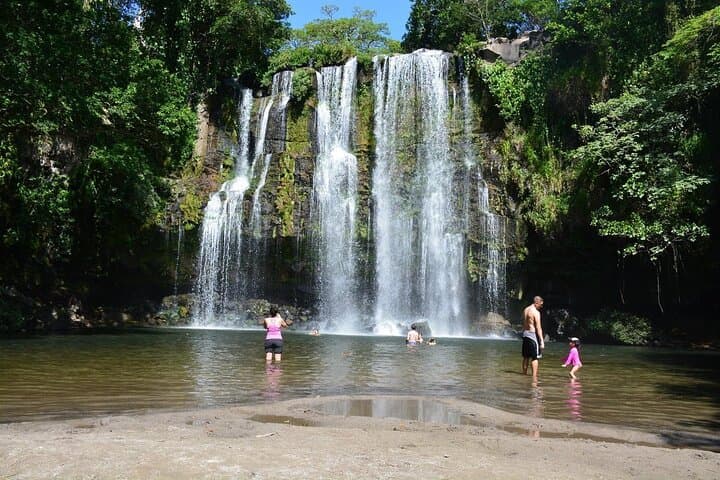Hot Springs & Llanos de Cortés: Volcano, Waterfalls & Mud Baths from Liberia photo 2