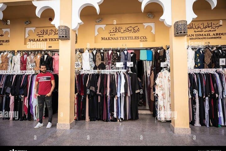 Naif Souk Abaya Market Guide: Shopping Old Deira’s Abayas and Textiles