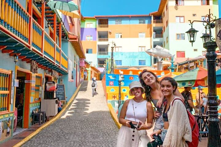 Climb El Peñol and Explore Guatapé: A Day Trip from Medellín photo 2