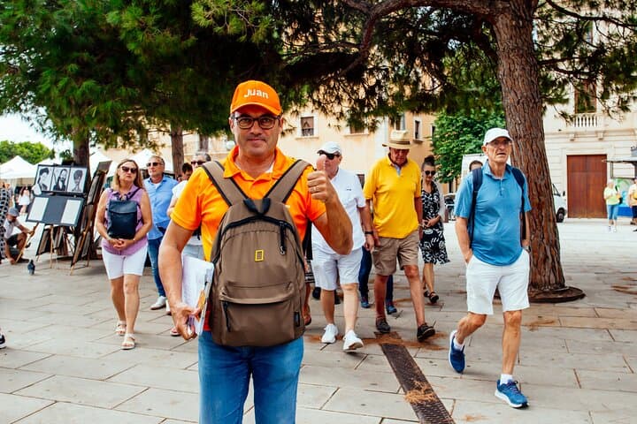 Palma Old Town Walking Tour & La Seu Cathedral Skip-the-Line Experience photo 5