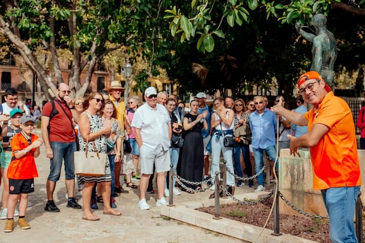 Palma Old Town Walking Tour & La Seu Cathedral Skip-the-Line Experience photo 3