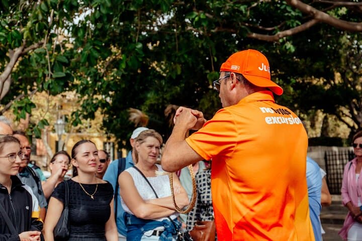 Palma Old Town Walking Tour & La Seu Cathedral Skip-the-Line Experience photo 2