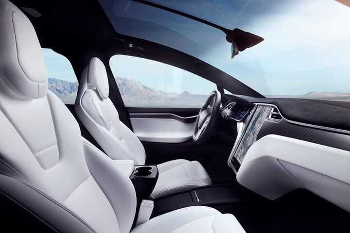 Nashville to Jack Daniel's Distillery: Private Tesla Chauffeur Day Trip photo 3
