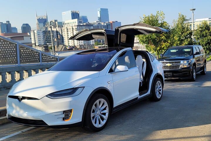 Nashville to Jack Daniel's Distillery: Private Tesla Chauffeur Day Trip photo 5