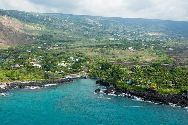 Kona Airport (KOA) Private Transfer to Kailua-Kona — Door-to-Door Airport Ride photo 4