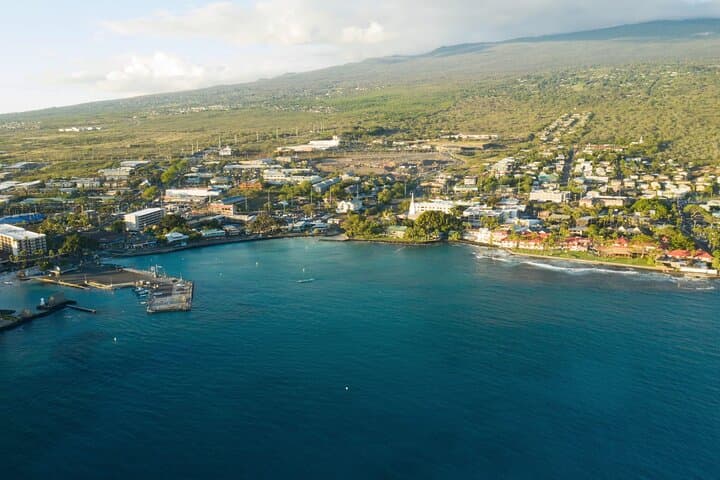 Kona Airport (KOA) Private Transfer to Kailua-Kona — Door-to-Door Airport Ride photo 3
