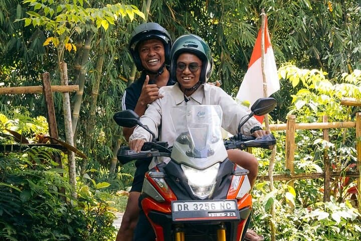 Lombok Loop: 4-Day Epic Motorcycle Adventure Around the Island photo 4