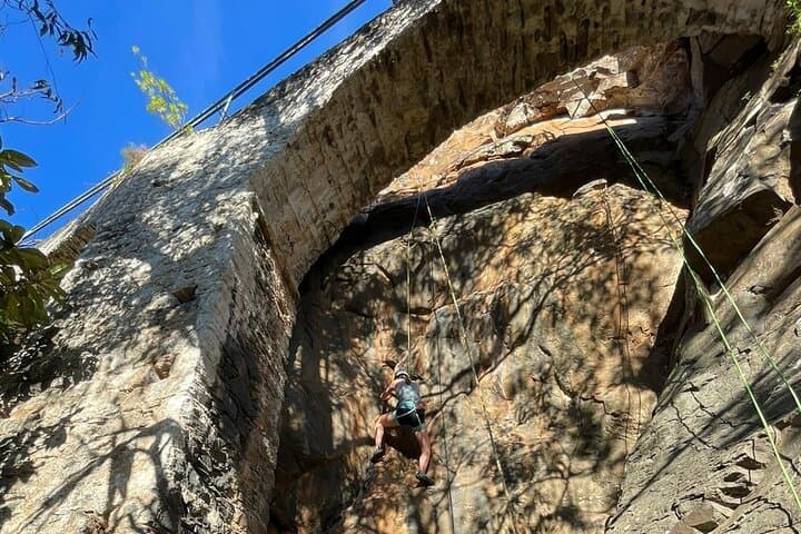 Climb Ponta de São Lourenço: Beginner Rock Climbing on Madeira's Eastern Cliffs photo 5