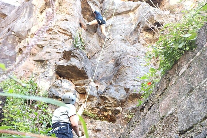 Climb Ponta de São Lourenço: Beginner Rock Climbing on Madeira's Eastern Cliffs photo 6
