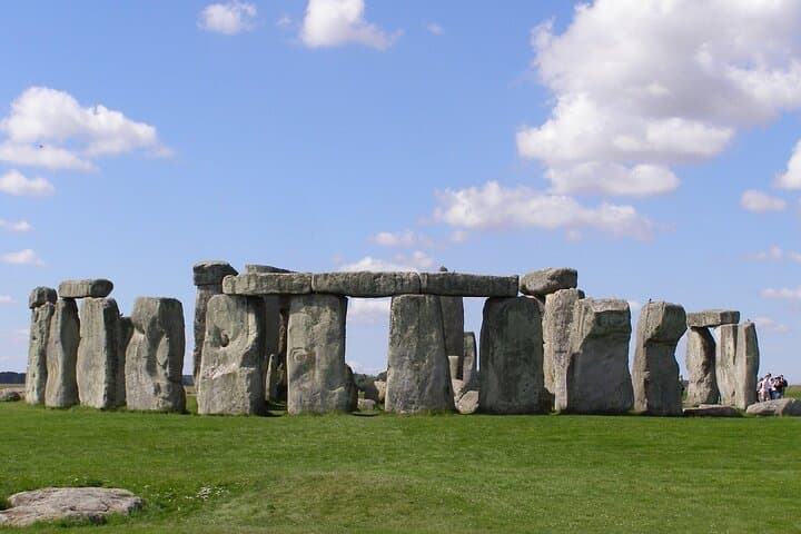 Private Day Trip from London to Windsor Castle, Stonehenge & Bath photo 5