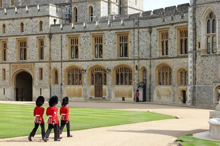 Private Day Trip from London to Windsor Castle, Stonehenge & Bath photo 4