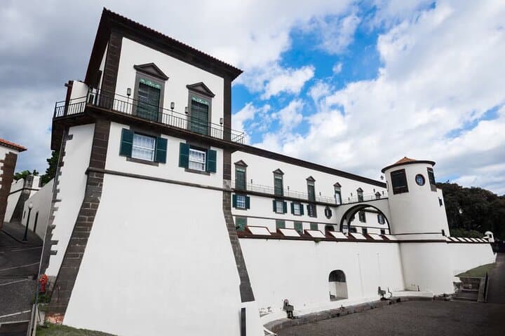 Funchal to Monte Palace Half-Day: Cable Car, Market & Botanical Garden photo 5