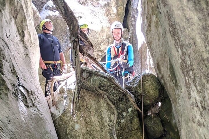 Deos Canyoning at Paleochori: Extreme Rappels in Metsovo's Karst Gorge