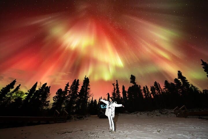 Fairbanks Aurora Chase with Free Photography: Night Tour & Tips