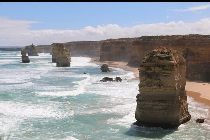 Private Great Ocean Road Tour from Melbourne: Twelve Apostles, Otways & Coastal Sights