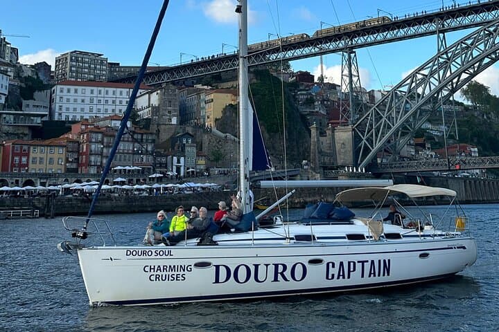 Porto Douro Private River Cruise with Wine Tasting (2-Hour)
