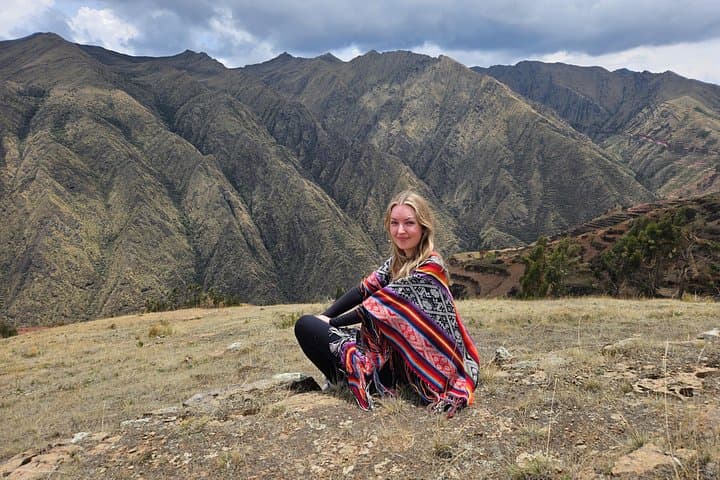Walk with Llamas and Alpacas in Chinchero — Sacred Valley Hike & Picnic photo 2