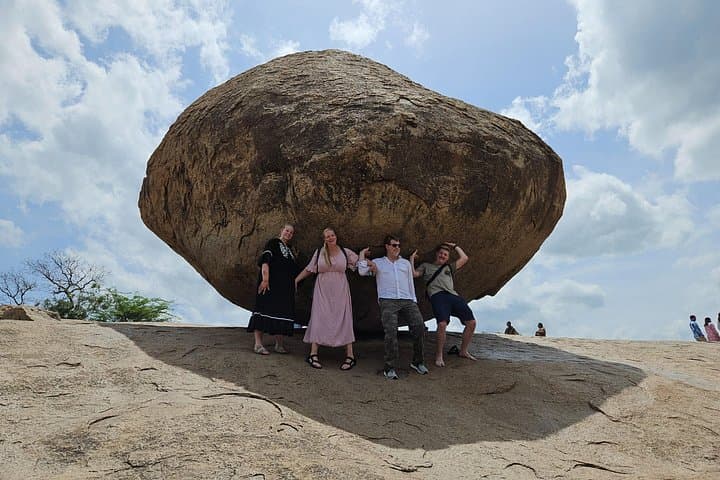 Mahabalipuram & Kanchipuram Day Trip from Chennai — Shore Temple, Rathas & Silk Weaving photo 1