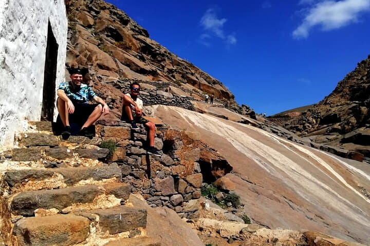 ajuy-caves-las-penitas-hike-betancuria-private-excursion-fuerteventura photo 4