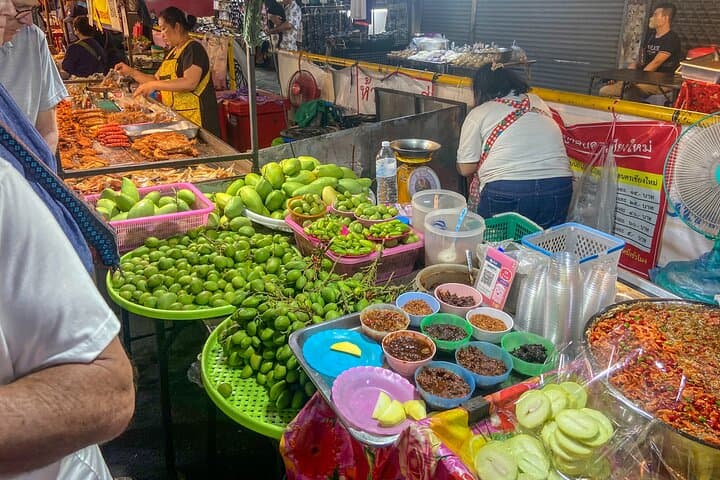 Chiang Mai Twilight Wonders: Temples, Markets & Local Flavors photo 3