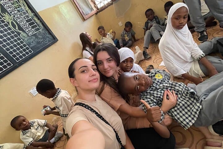 Full-Day Volunteering at PDS Recycling Dream Center, Jendele — Zanzibar Community Service photo 5