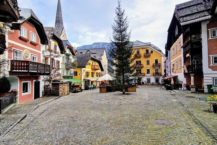 Day Trip from Vienna to Hallstatt & Salzburg — Private Scenic Tour photo 3