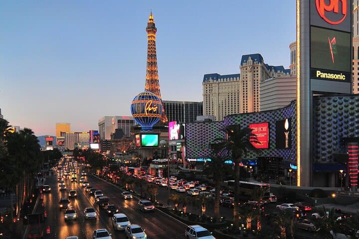 Las Vegas City Tour: Strip & Fremont Guided Drive photo 6
