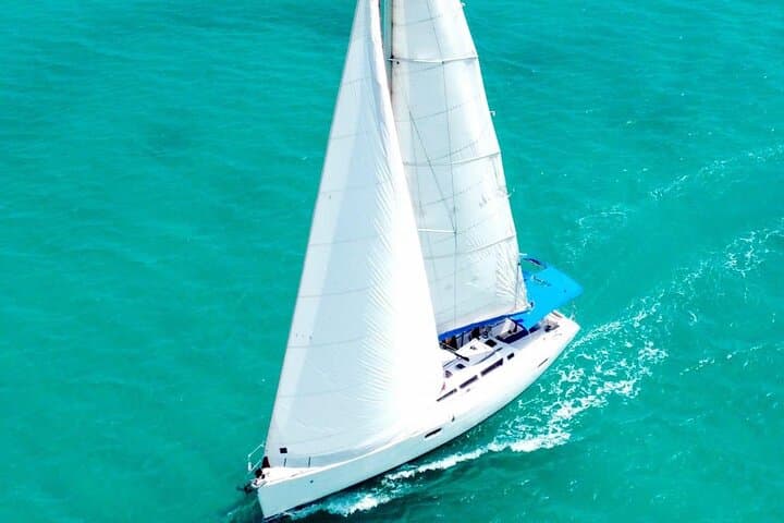 Private Luxury Sailing from Casa de Campo to Catalina Island: Snorkel The Wall on a Restored Hollywood Sailboat photo 3